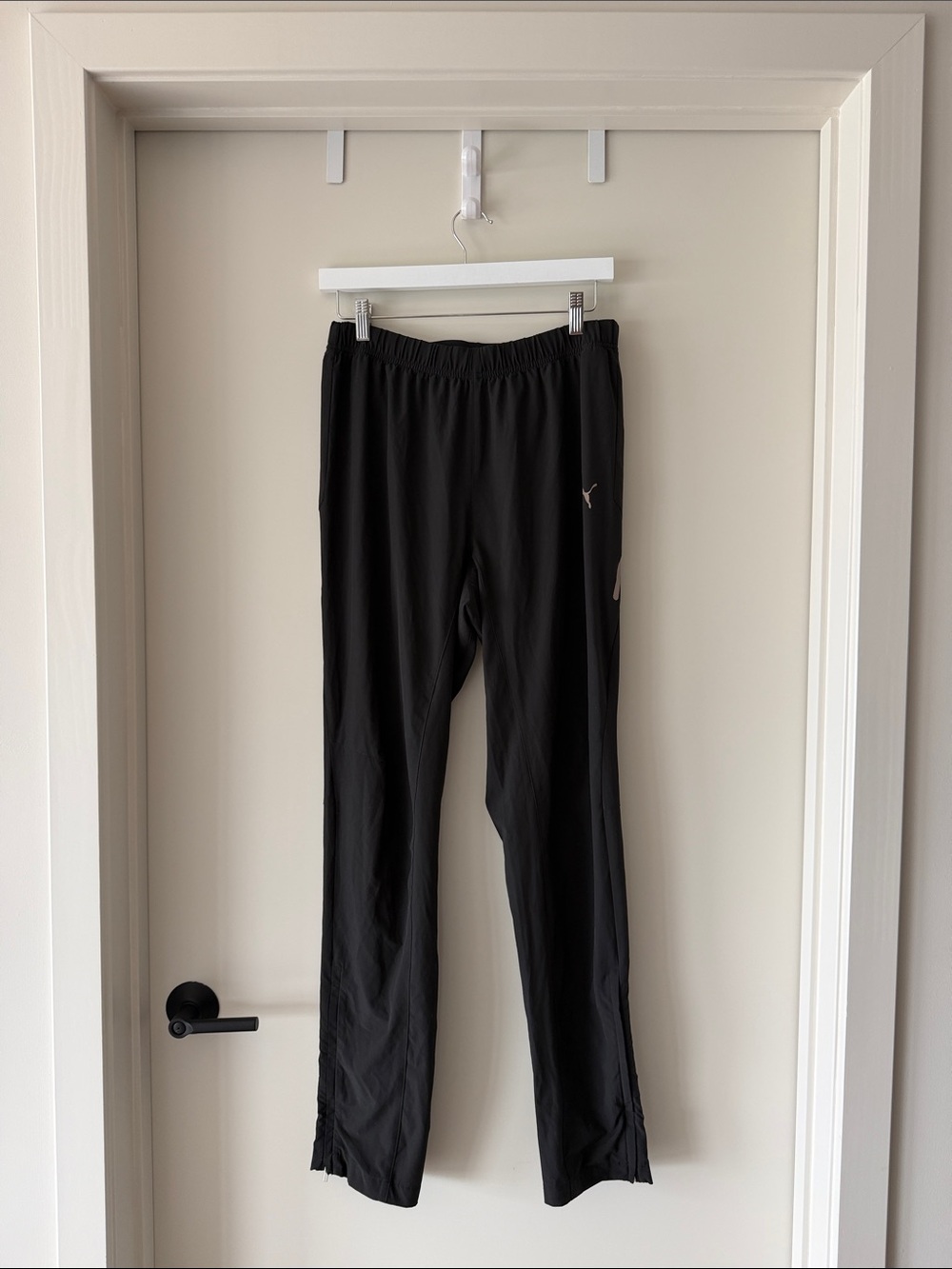 Puma Men's athletic lightweight joggers